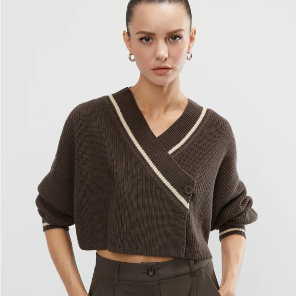 OAK + FORT Brown Cropped Wrap Cardigan with Cream Trim